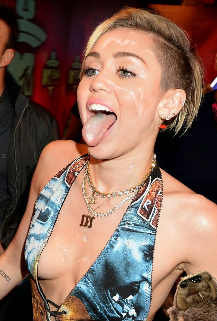 Miley Cyrus Fotson Cumshot