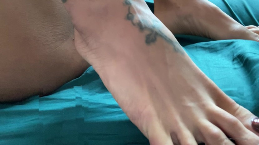 Fucking blondes in the car