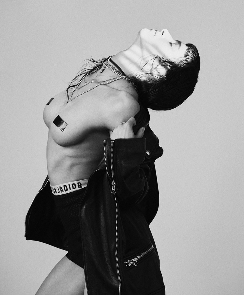 Netari Nutaton Erotic scenes