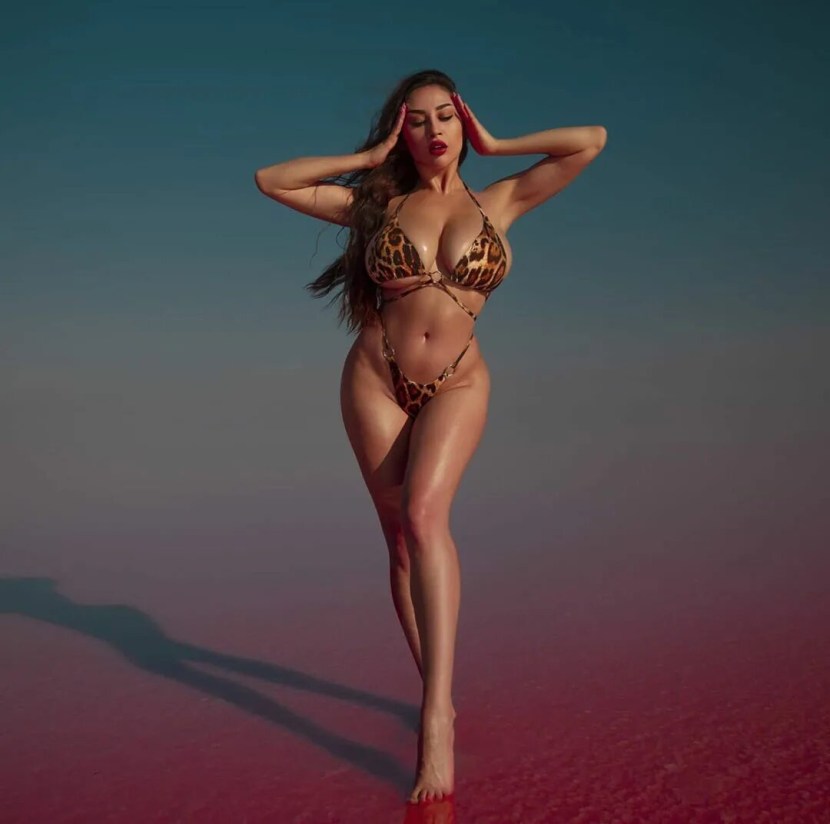 Louisa Khovanski 2022