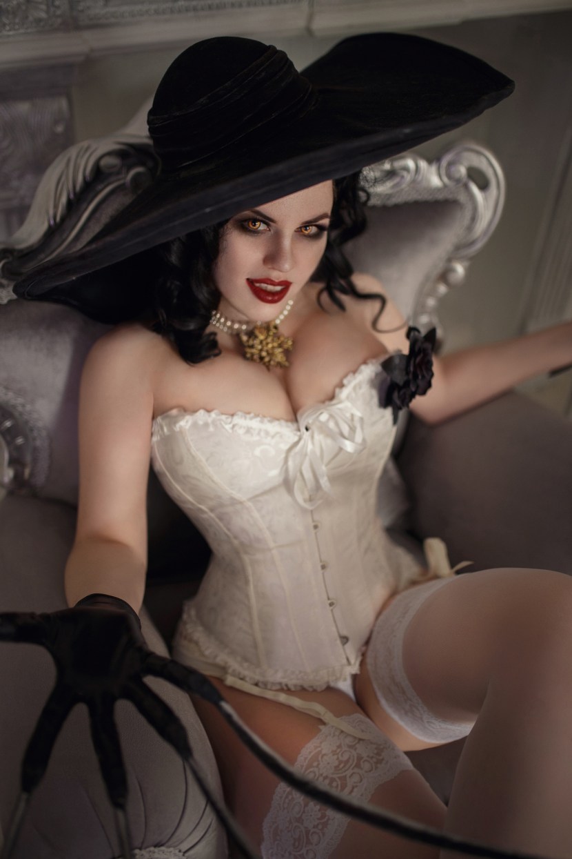 Lady Dimitrescu Resident Evil 8