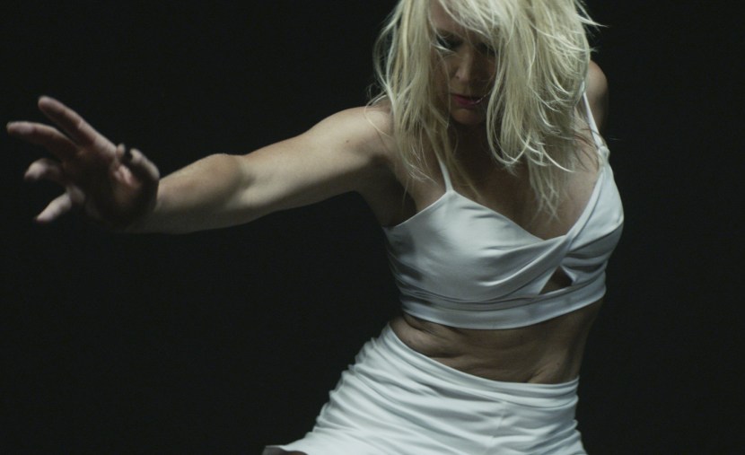 Costumes of Colombian bike lines