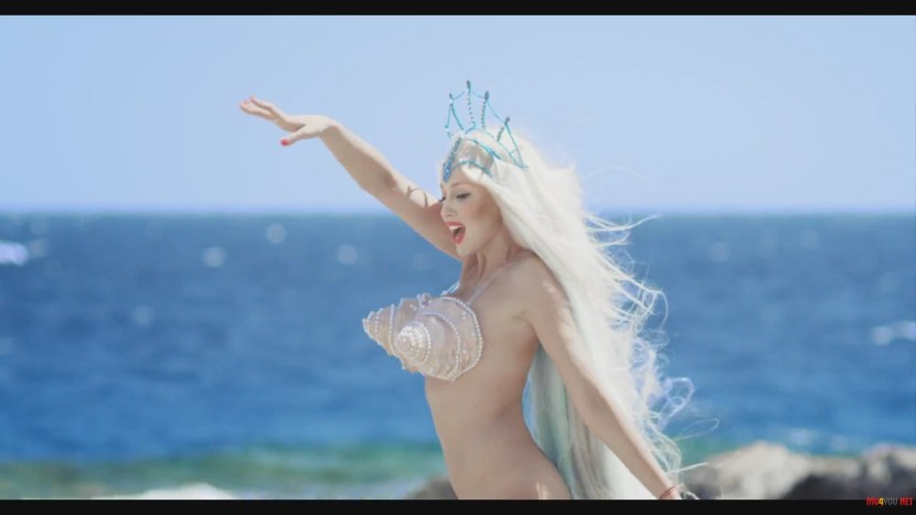 Olya Polyakova is naked