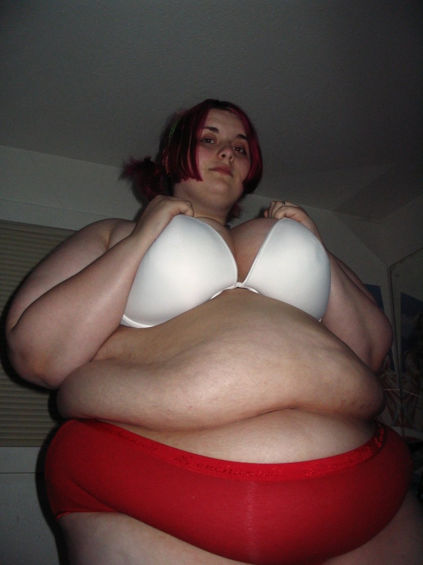 Super thick naked women