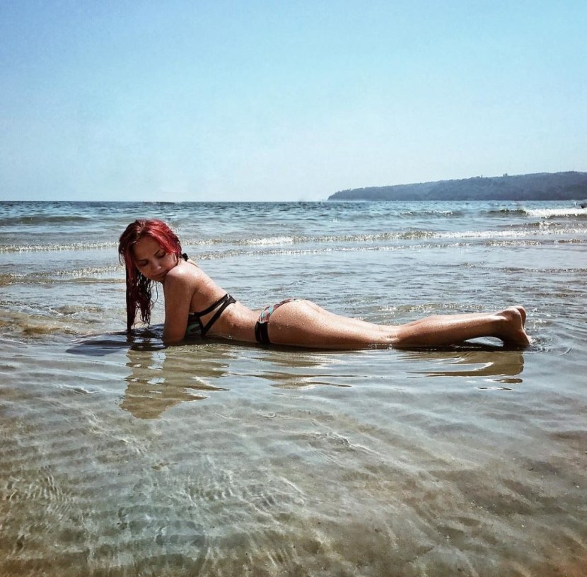 Yana Koshkina in the series Home arrest