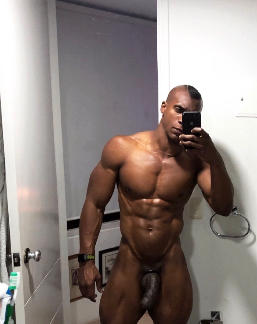 Maximilian Dior Naked Massage Sex