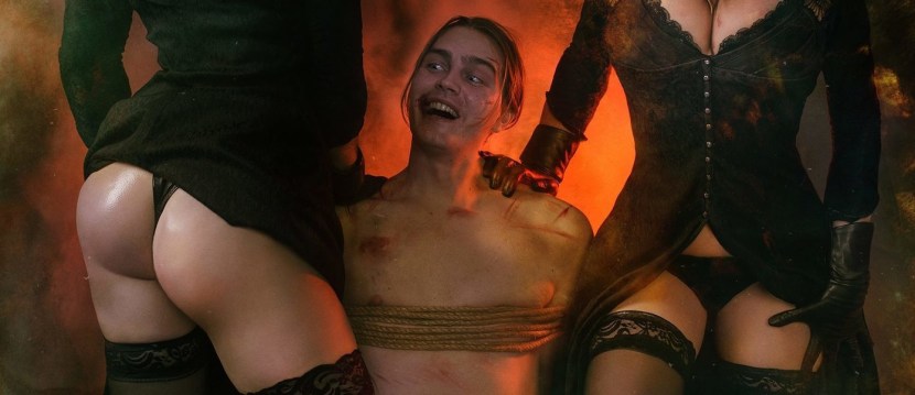 Lady Dimitrescu growth from Resident Evil 8