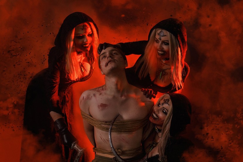 Mountain lady cosplay Hentai