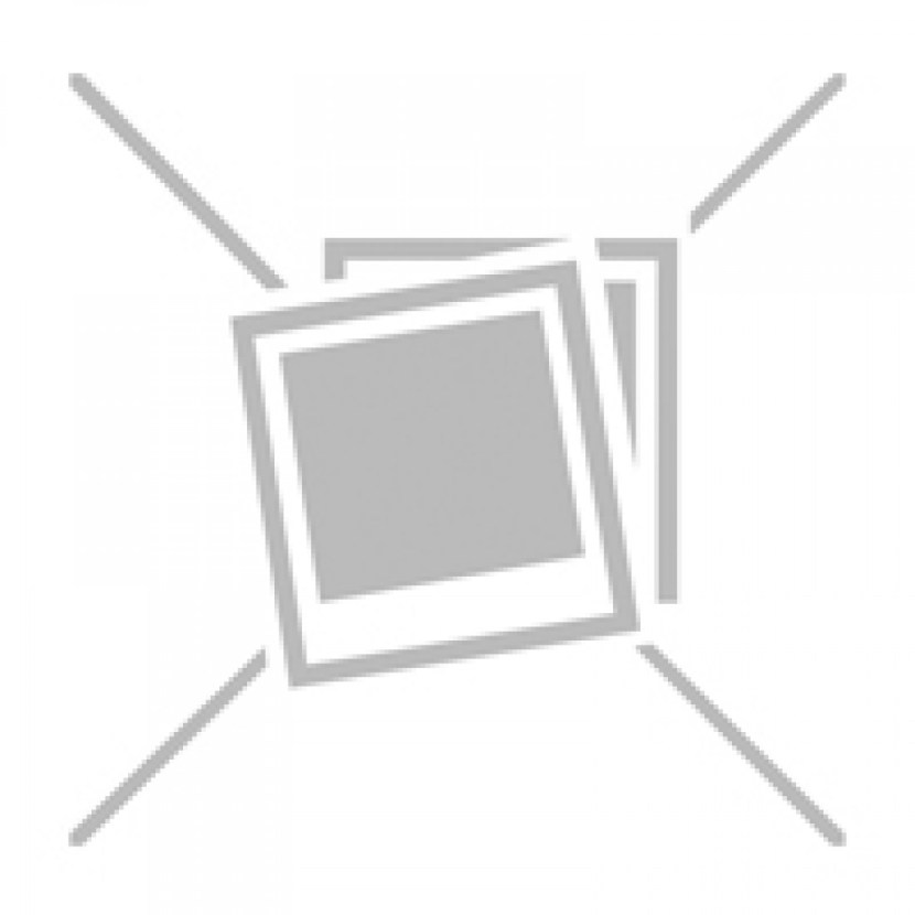 Van Pis Tashigi with an unbuttoned shirt