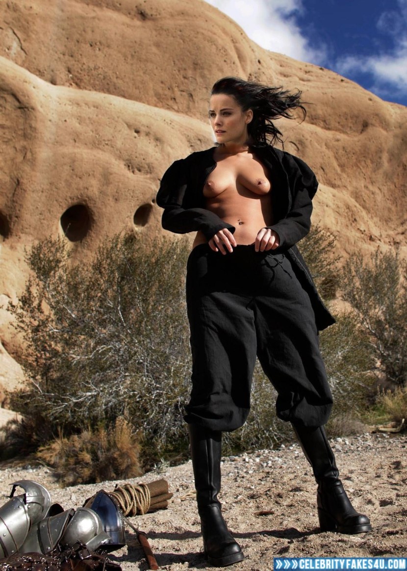 Jamie Alexander Naked