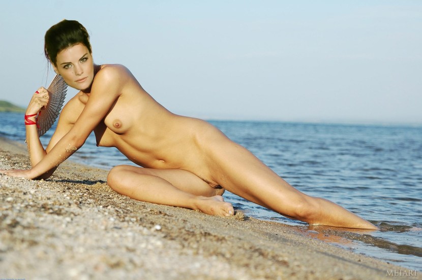 Jamie Alexander Naked