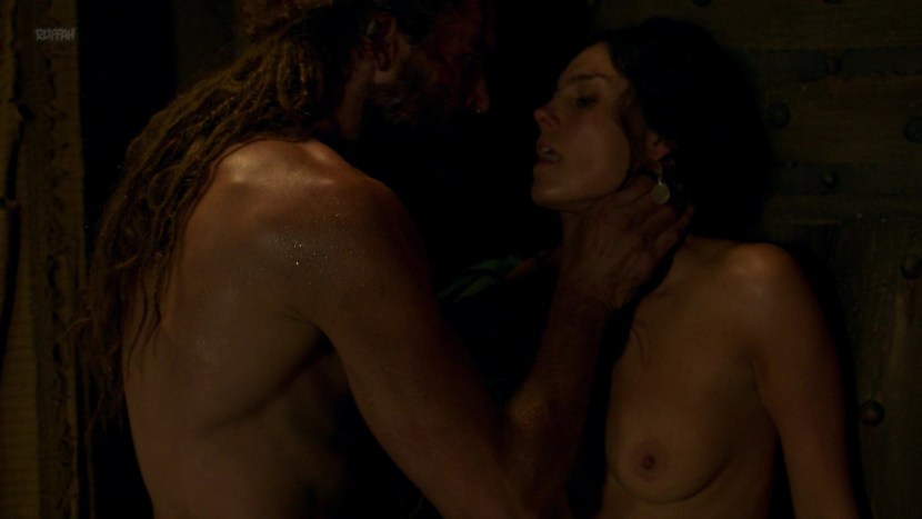 Annabell Wallis Naked