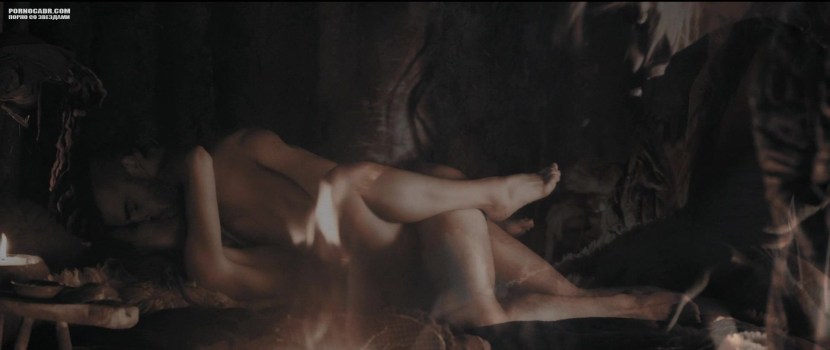 Annabell Wallis photo naked