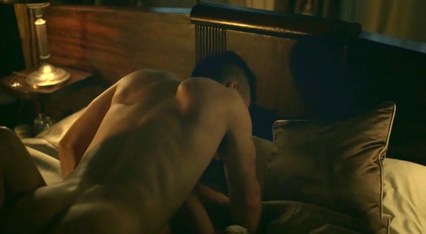 Annabell Wallis Topless