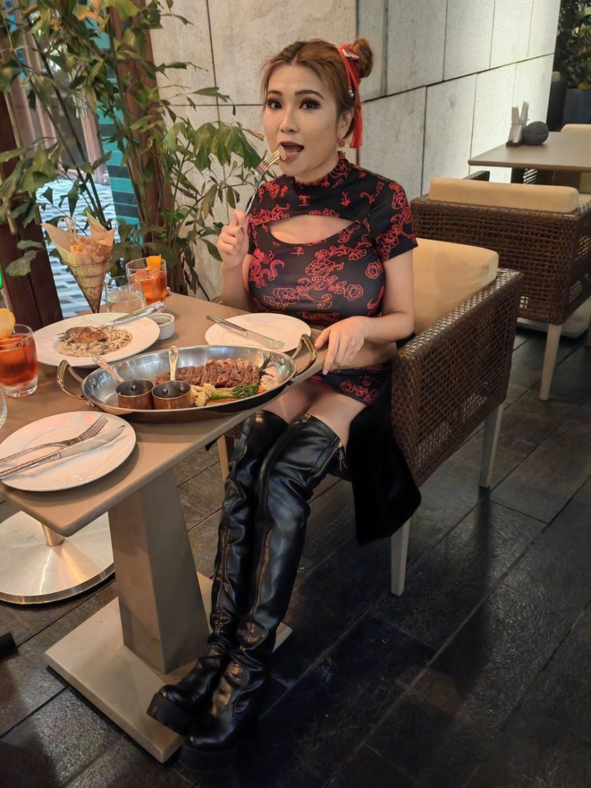 NAOMI 'Sexycyborg' wu