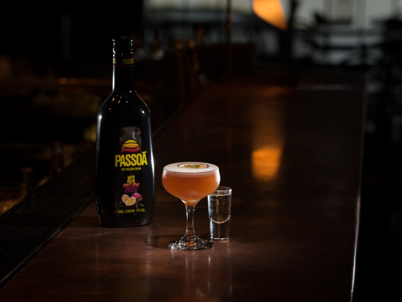 Martini Marakuya cocktail