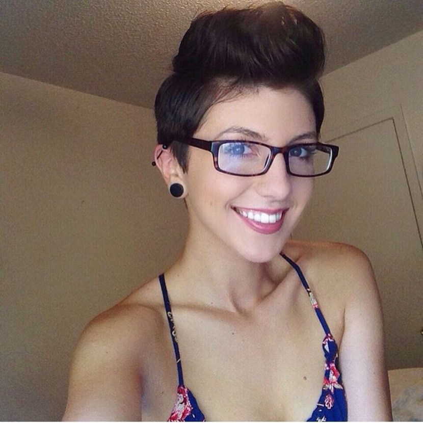 Hannah Brooks with pregnant boobs Ero