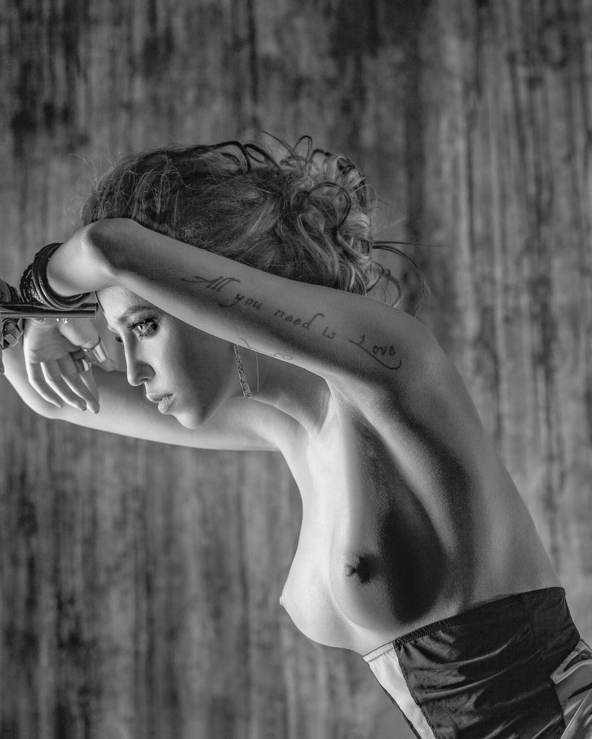 Nadezhda Dorofeeva boobs