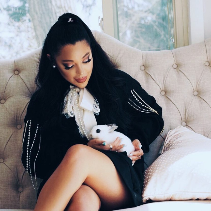 4 weddings Diana with blue hair