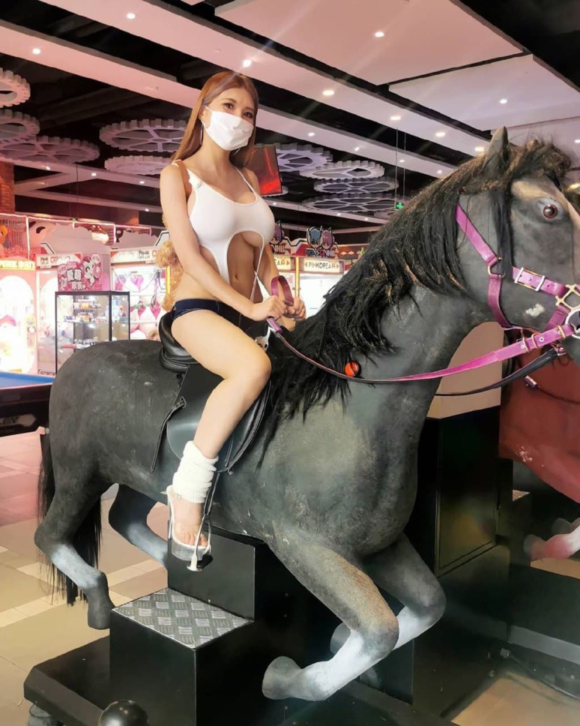 Naomi 'Sexycyborg' wu skirt