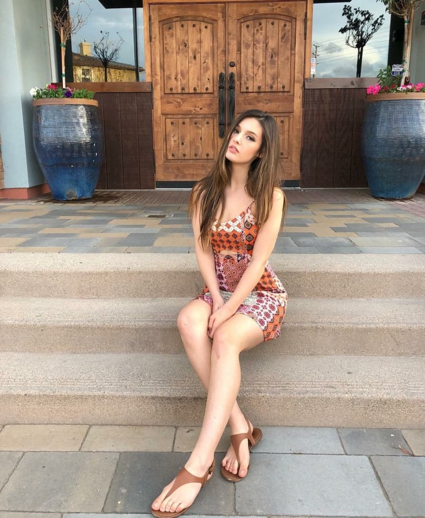 Natalie Gibson (@nataliengibson)