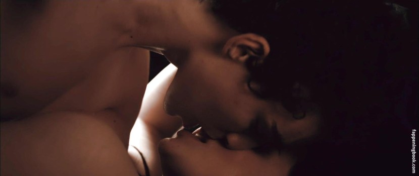 Jenny Jacques bed scenes