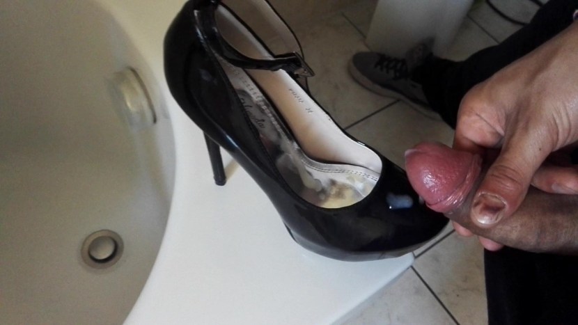 Lady Barbara Mistris Feet XXX