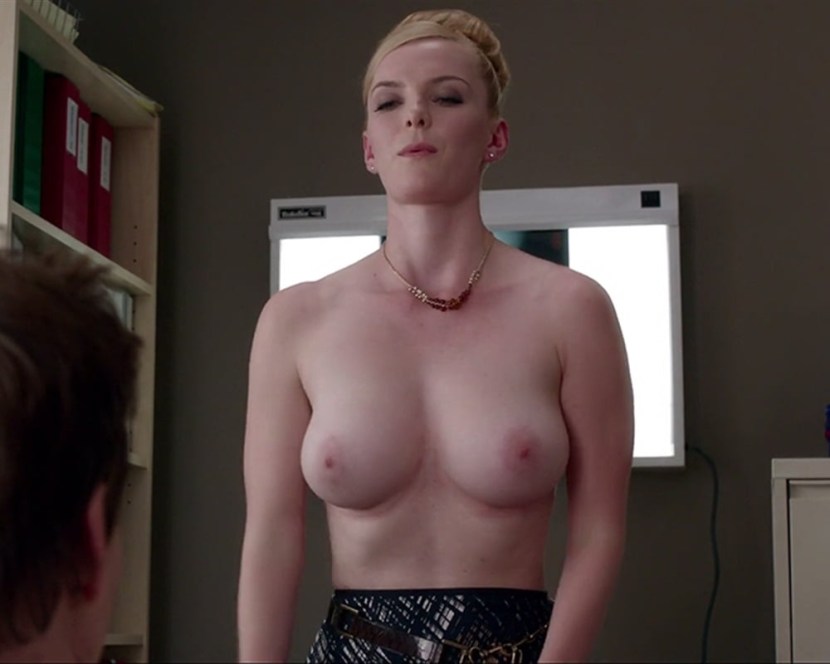 Betty Gilpin is hot