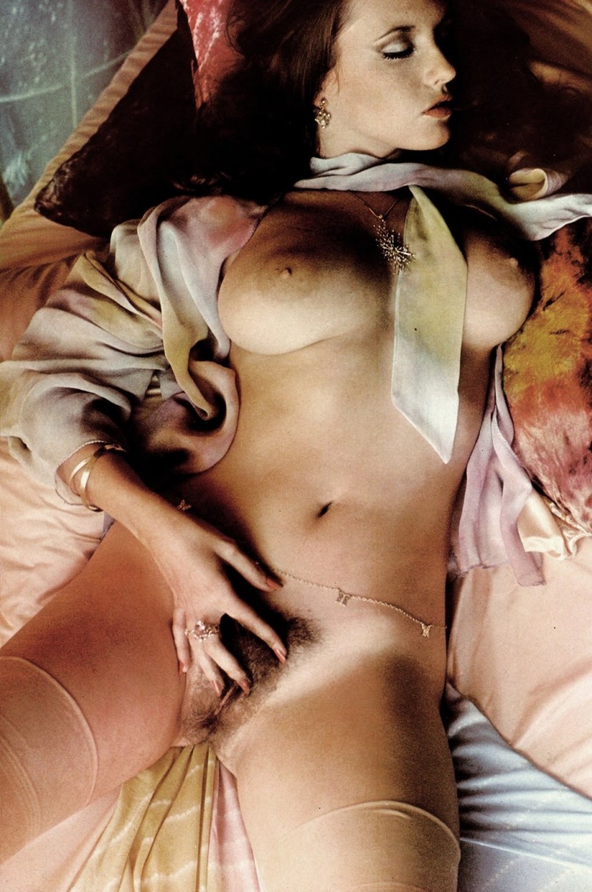 Marie-Jose Crowes Erotic scenes