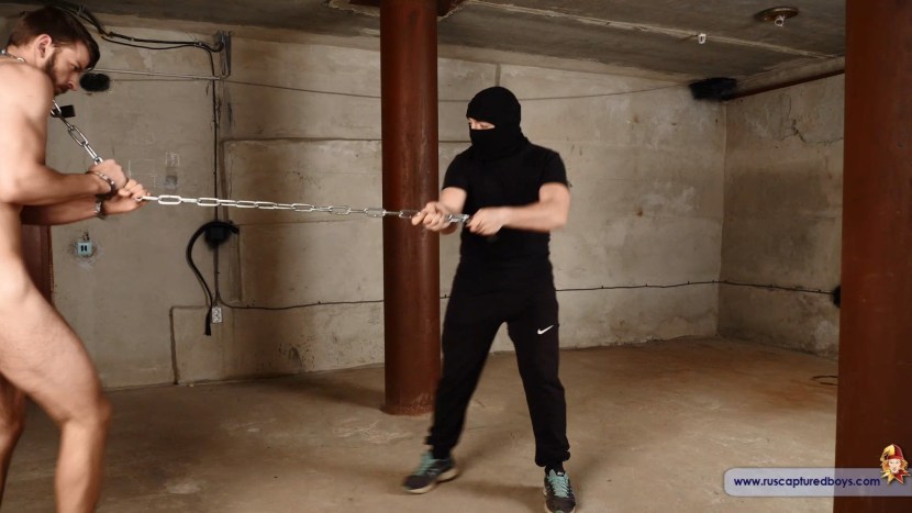 Navalny sleeps in a colony