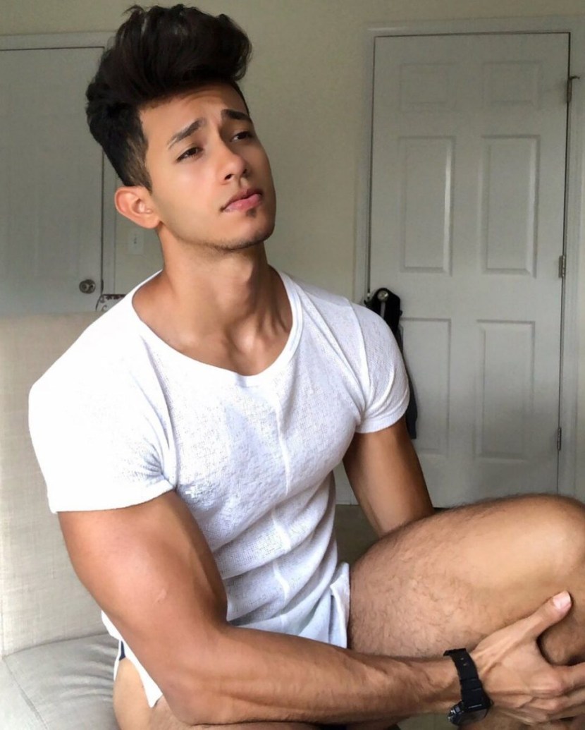 Arad model Andrew Christian