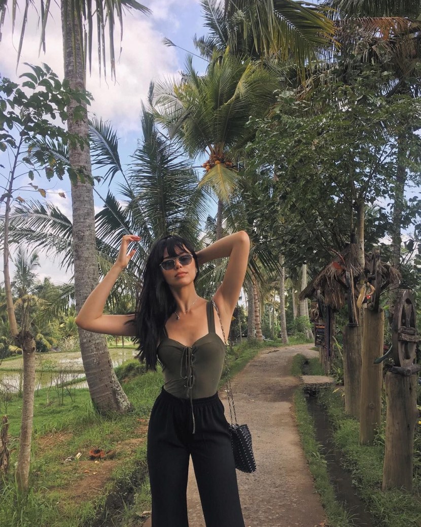 Photo shoots of girls in Rome