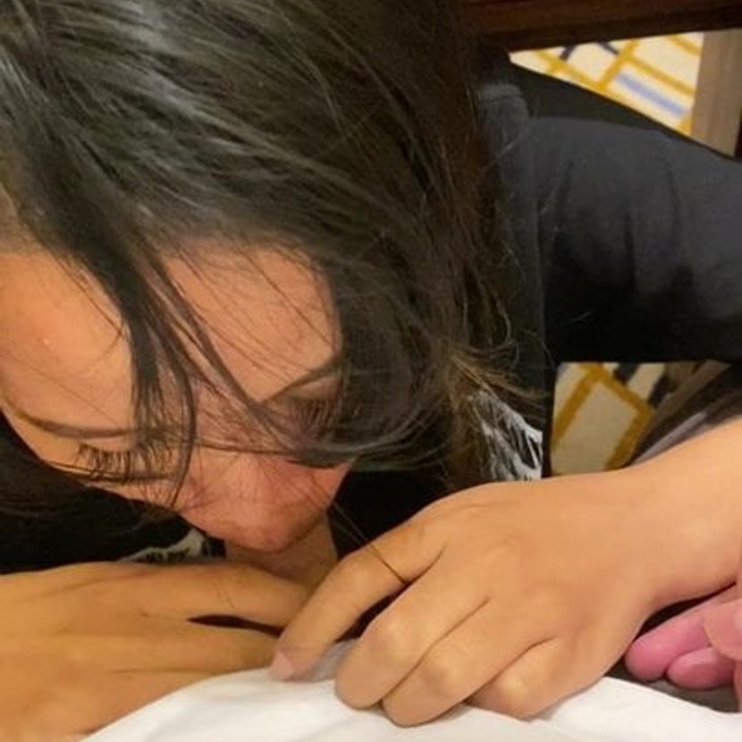 Fuck thin in the car