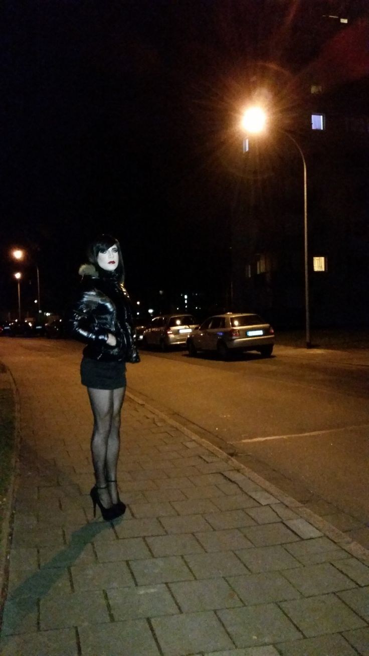 Linda Zoe (95 photos)