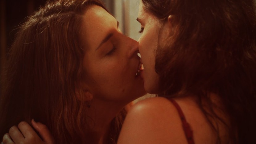 Kiss two women from films