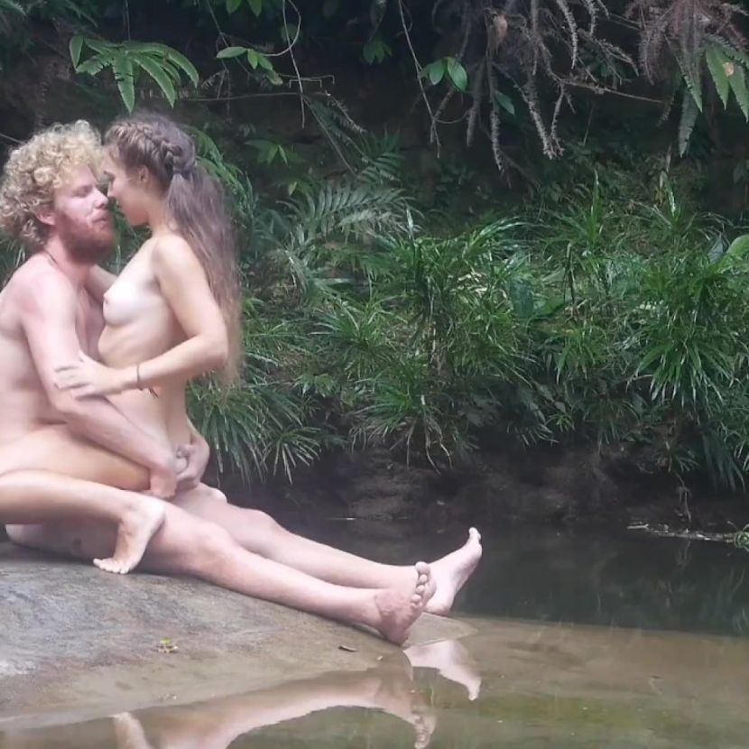 Wild Man Seduces Beautiful Girl in the Blue Lagoon and Have Amazing Sex with Her