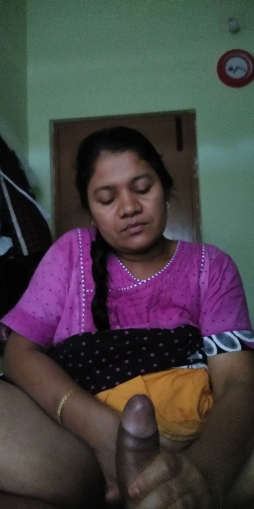 "Desi" Indian Sexy Pix Gallery 238/308 Actress