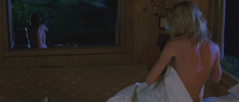 Kelly Lynch house by the road naked