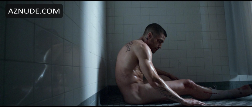 Jake Jillenhale is naked