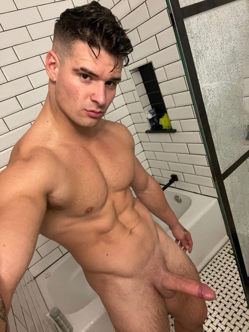 Malek Delgaty Porn actor without panties