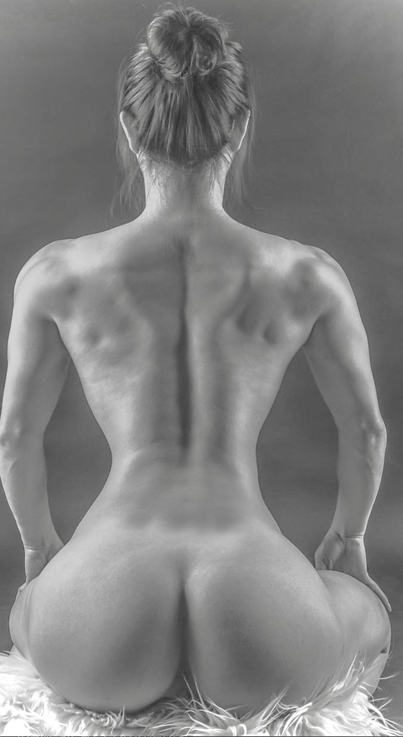 Yuan Kheron is erotic