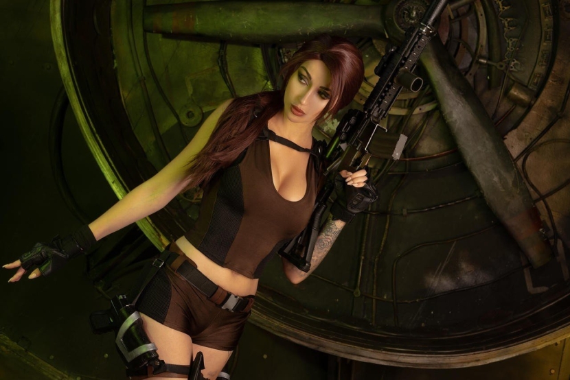 Lara Croft Cosplayers
