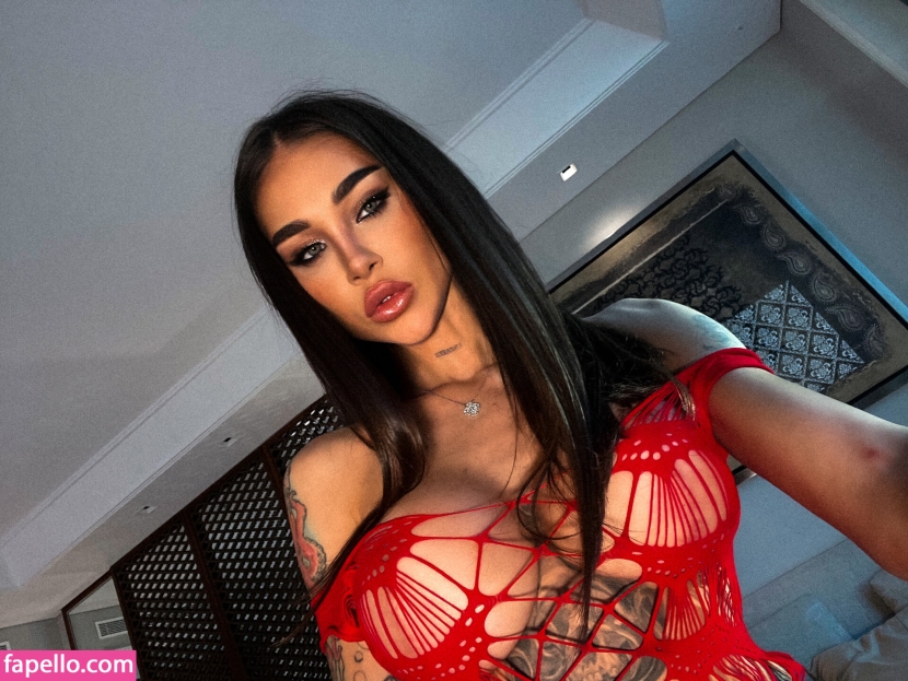 Elizabeth Definy Onlyfans